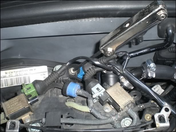 http://i141.photobucket.com/albums/r42/mycarprojects/MY2000AudiA6/IAT/2.jpg