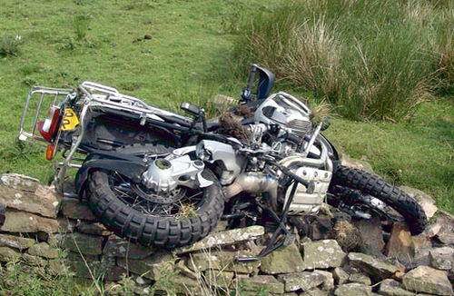 BMW-R1200GS-Adv-crash.jpg