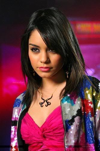 http://i141.photobucket.com/albums/r49/maemae12111/Hudgens.jpg