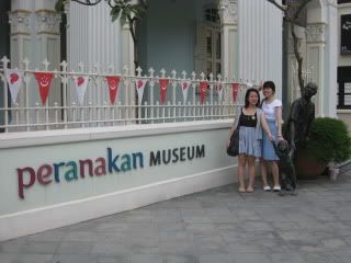 outside the museum 2!