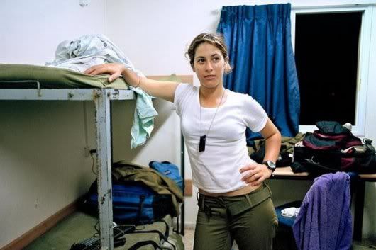 military_woman_israel_army_000025_j.jpg