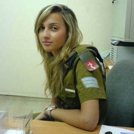 military_woman_israel_k.jpg