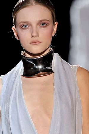TEMORES MARC JACOBS:::cuellos duros marcjacobslooksliketemores 1 TEMORES MARC JACOBS:::cuellos duros