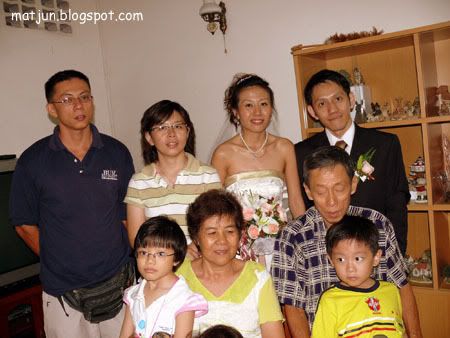 Hui Lee's family
