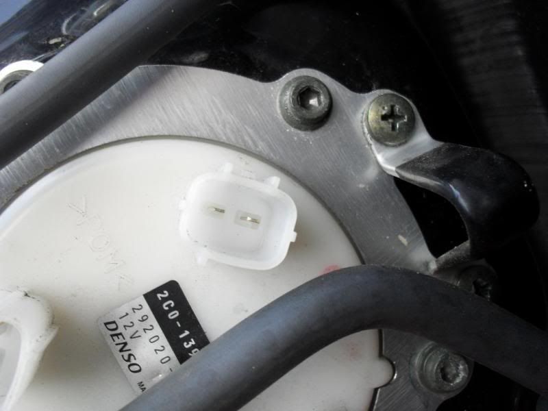 Need help bike won't start! Fuel pump buzzing. Yamaha R6 Forum YZF