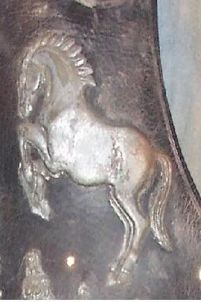 horseleft2.jpg