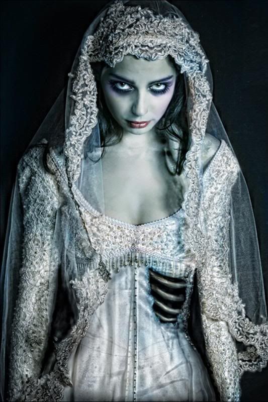 corpse-bride-style-dead-bride-makeup-pic
